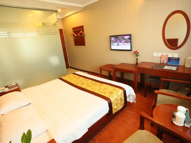 Greentree Inn Beijing Changping Shahe Metro Station Express Hotel Экстерьер фото